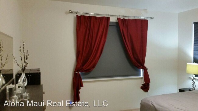 Building Photo - 3 br, 2 bath House - 70 Hoku Puhipaka Street