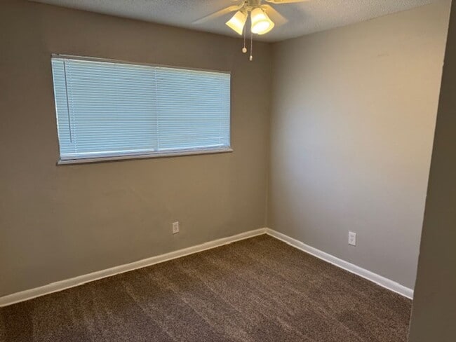 Building Photo - 3104 Gay Blvd