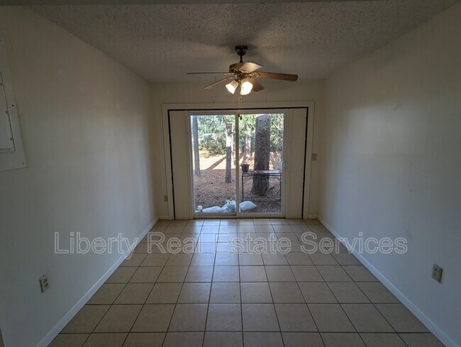 Building Photo - 102 Cherokee Cir