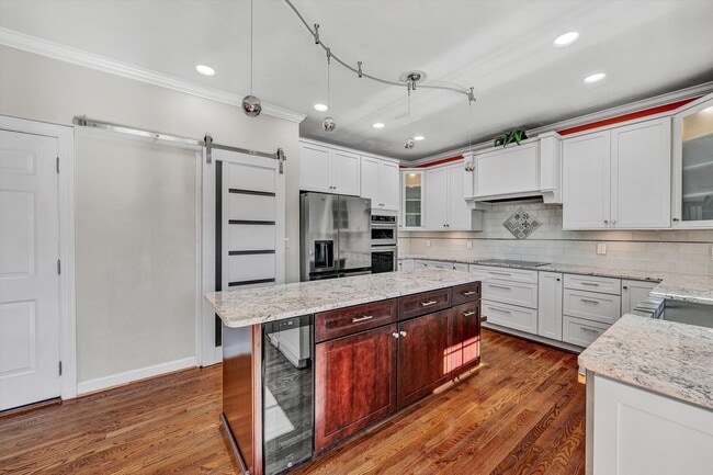 Building Photo - 1147 Belcroft Court
