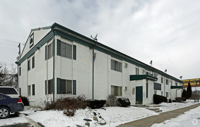 Building Photo - Northbrook Apartments