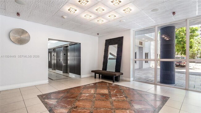 Building Photo - 850 N Miami Ave