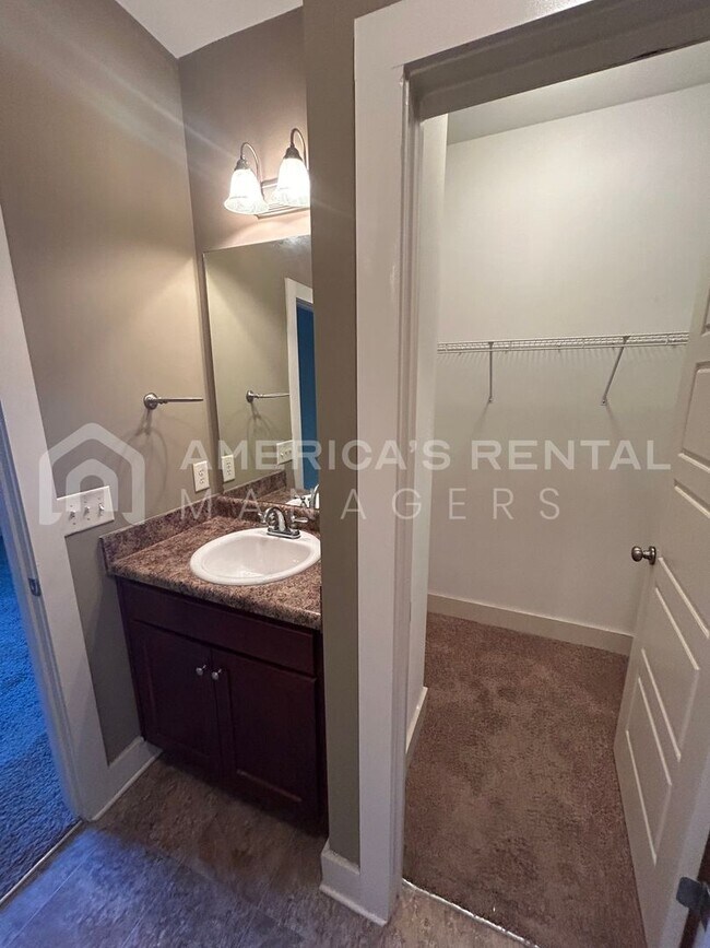 Building Photo - Home for Rent in Margaret, AL!!! View with 48 Hours Notice!