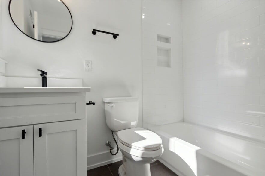 Building Photo - 2009 N 17th St