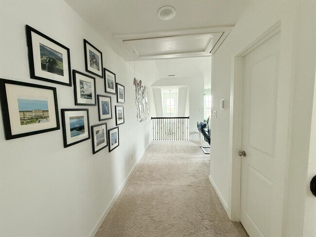 Building Photo - 4418 Hannover Wy