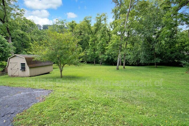 Building Photo - 6541 Jocelyn Hollow Rd