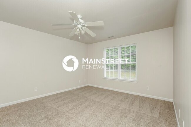 Building Photo - 915 Meadow Oak Dr