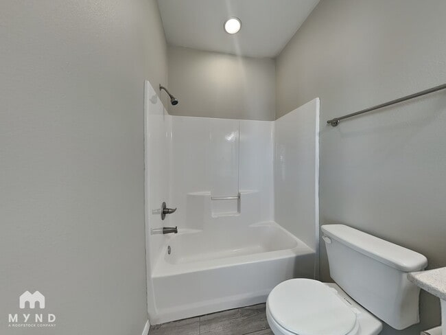 Building Photo - 1746 N Reno Dr