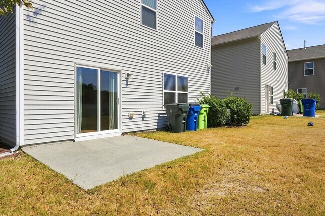 Building Photo - 4332 Burchard Dr