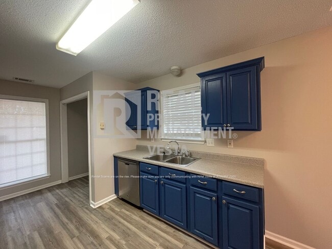 Building Photo - 109 Barley Pl