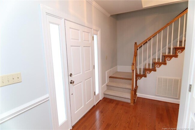 Building Photo - 2021 Shadow Creek Dr