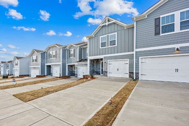 Building Photo - 5253 Brailey Cir