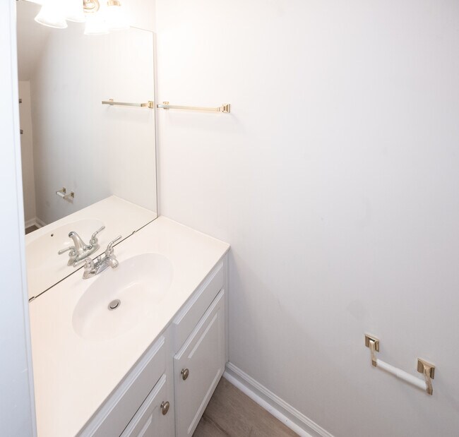 First floor half bath - 2922 Duvalla Ave