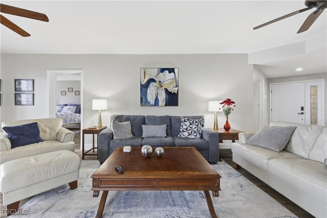 Building Photo - 1925 Clifford St