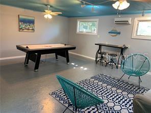 Building Photo - 525 Bay St