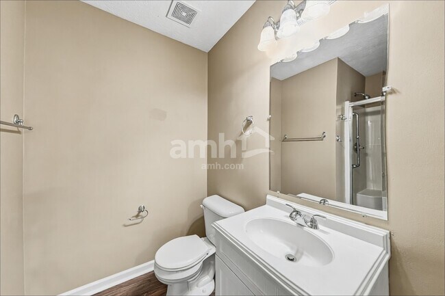 Building Photo - 2521 Monarchy Ln