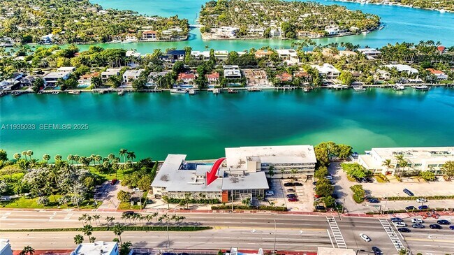 Building Photo - 6484 Indian Creek Dr