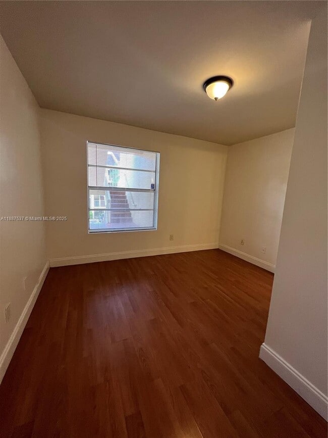 Building Photo - 15300 SW 106th Terrace