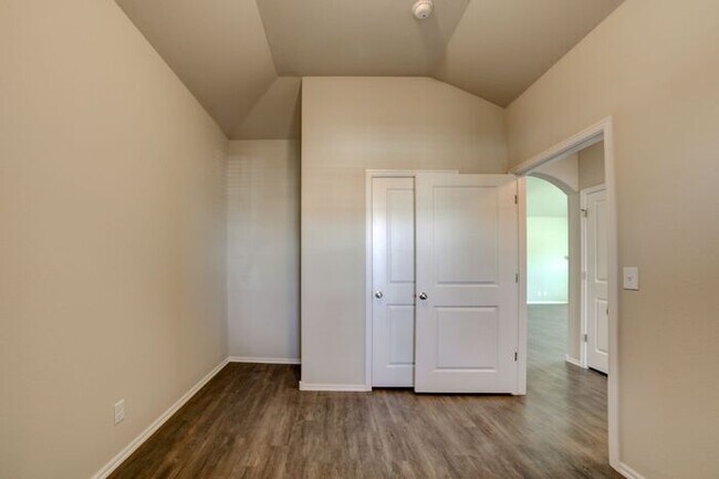 Building Photo - 3/2/2 Brand New Luxury Patio Home