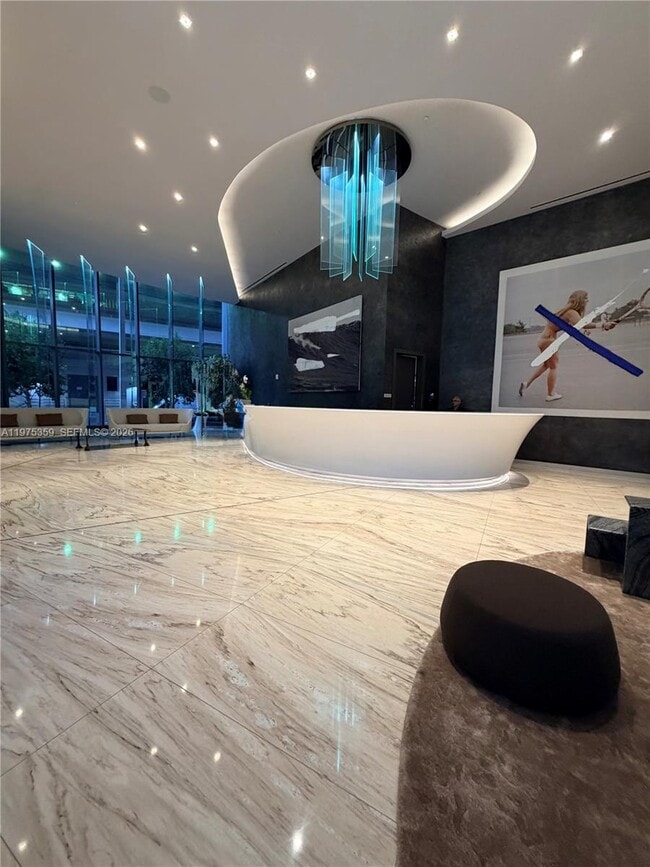 Building Photo - 1000 Brickell Plaza