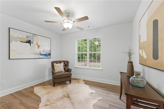 Building Photo - 180 Summit Ave SE