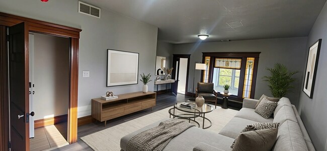 Building Photo - Remodeled 2BR in Kingston | Central A/C + In-Unit W/D + Parking | Pet Friendly