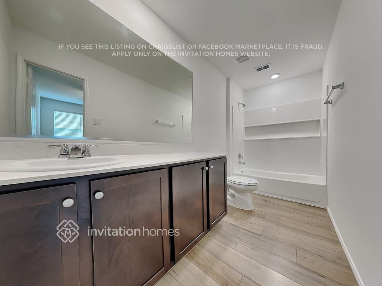 Building Photo - 1338 Mosely Cir