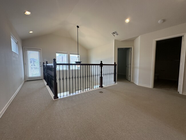 Building Photo - 14813 Leeward Dr