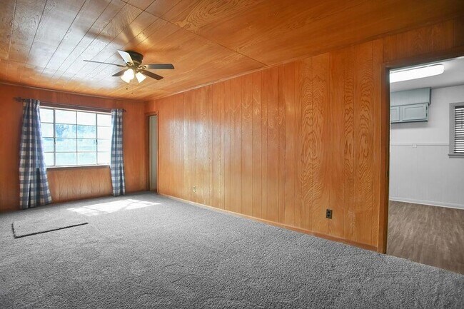 Building Photo - 4309 31st St