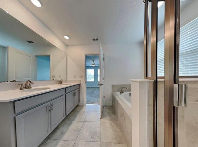 Building Photo - 9735 Petition Wy