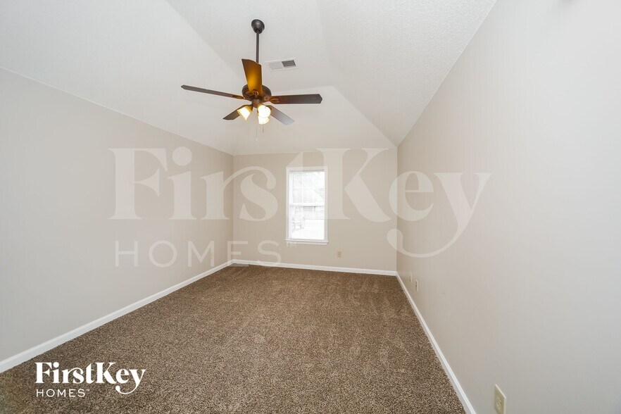 Building Photo - 4194 Rainey Woods Dr