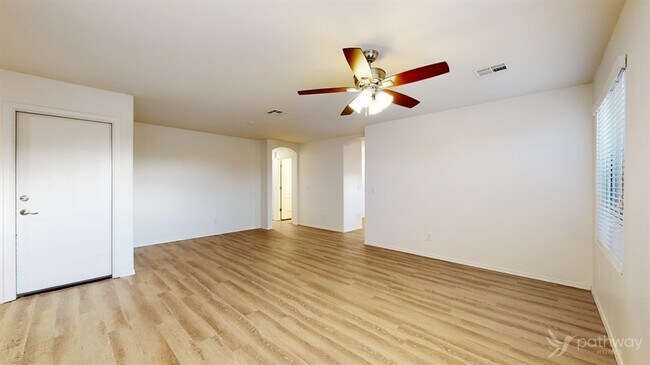 Building Photo - 44336 W McClelland Dr