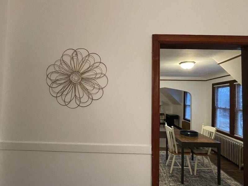 Building Photo - 25 Delos St W