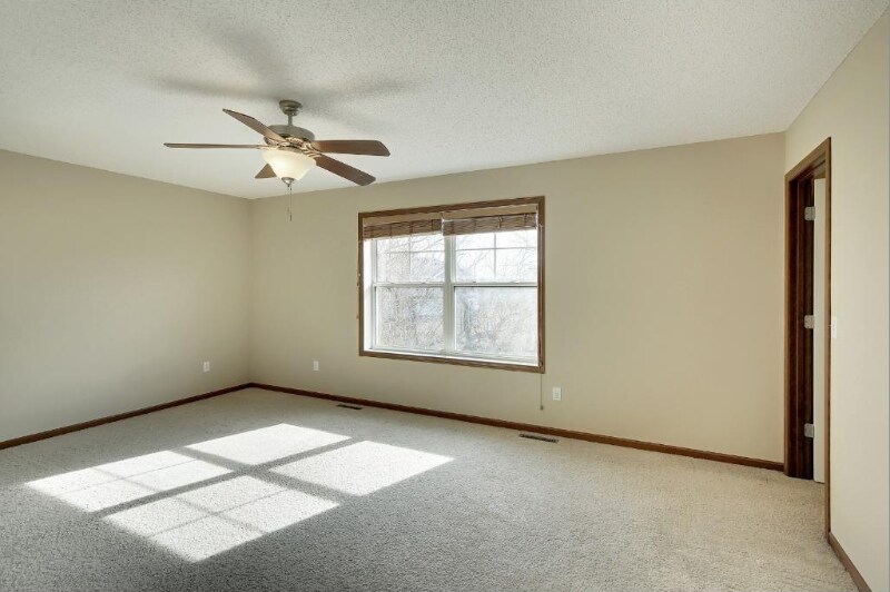 Building Photo - 15645 60th Ave N