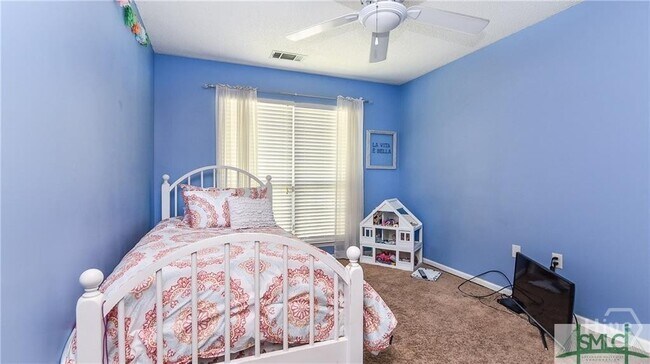Building Photo - 135 Hermitage Dr