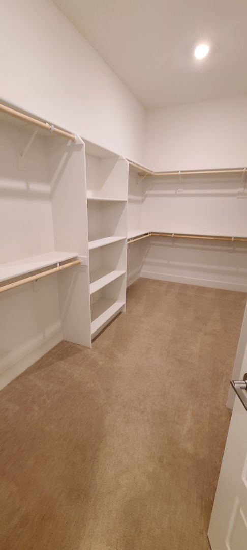 Building Photo - Next Gen Home with main house and guess unit in Spring lake Area