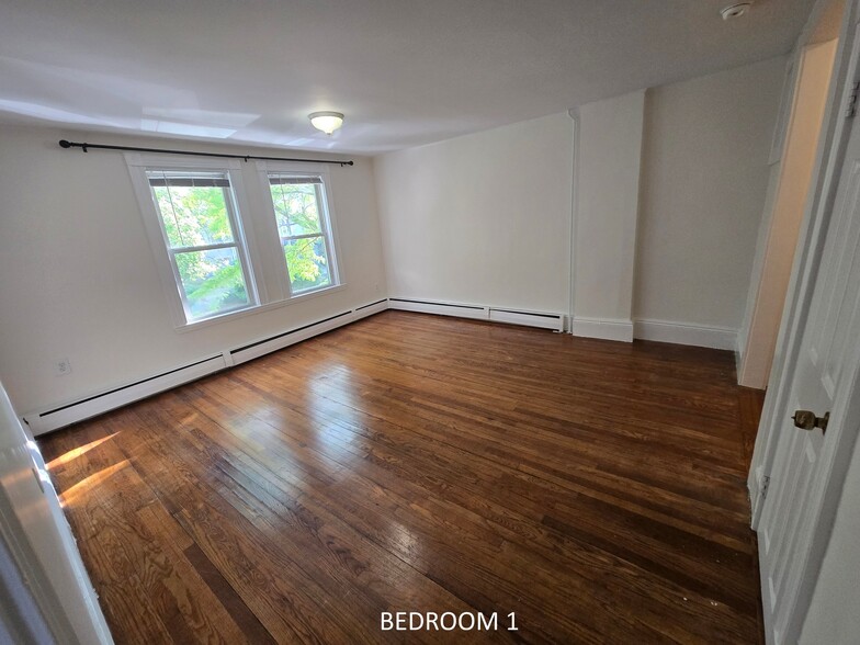 Building Photo - 257 Highland Ave