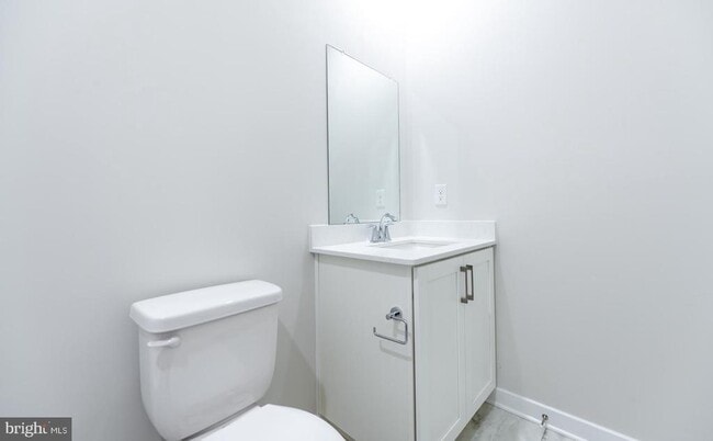 Building Photo - 713 Platinum Dr