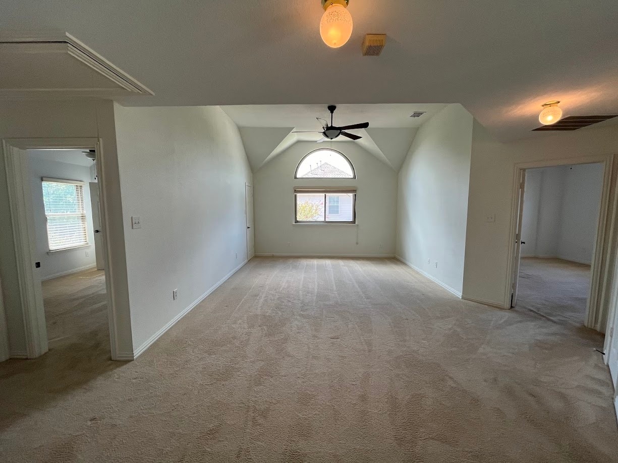 Building Photo - 104 Misty Glen Ln