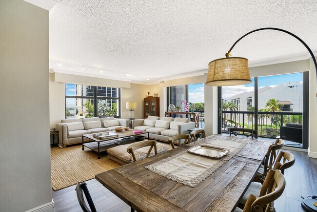 Building Photo - 4748 S Ocean Blvd