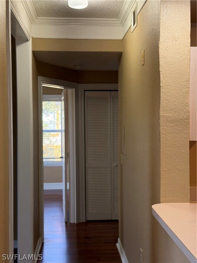 Building Photo - 11520 Villa Grand