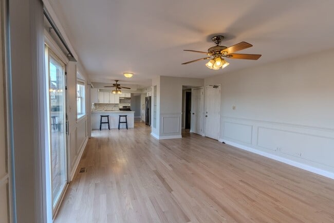 Building Photo - 4345 Mumford Dr