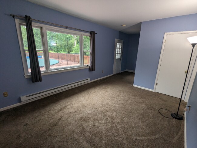 Building Photo - 2224 White Tail Ct