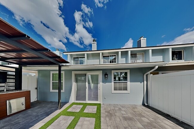 Building Photo - 8212 Citrus Chase Dr