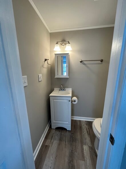Bathroom - 166 18th St