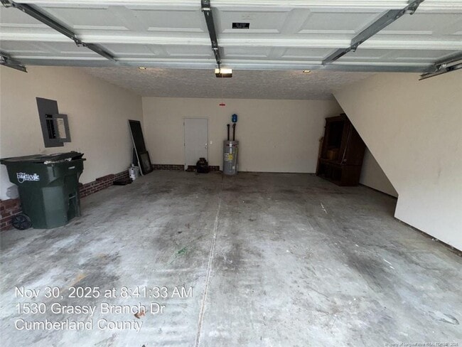 Building Photo - 1530 Grassy Branch Dr