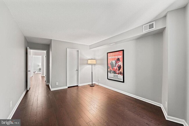 Building Photo - 8350 Greensboro Dr