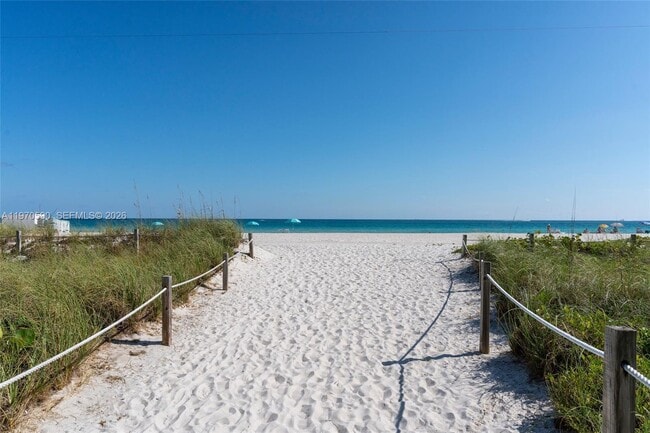 Building Photo - 5701 Collins Ave