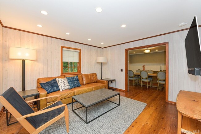 Building Photo - 150 Copeces Ln