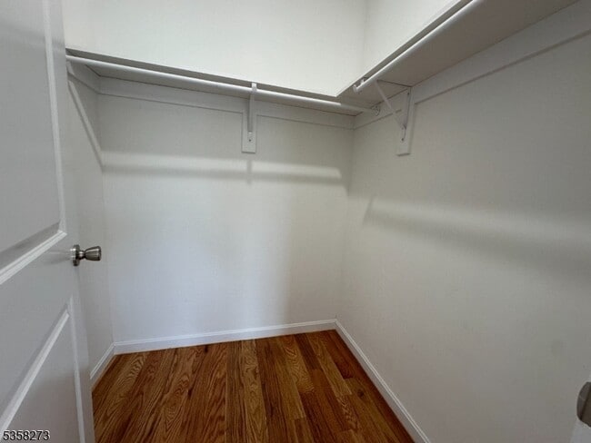 Building Photo - 476 Meade St